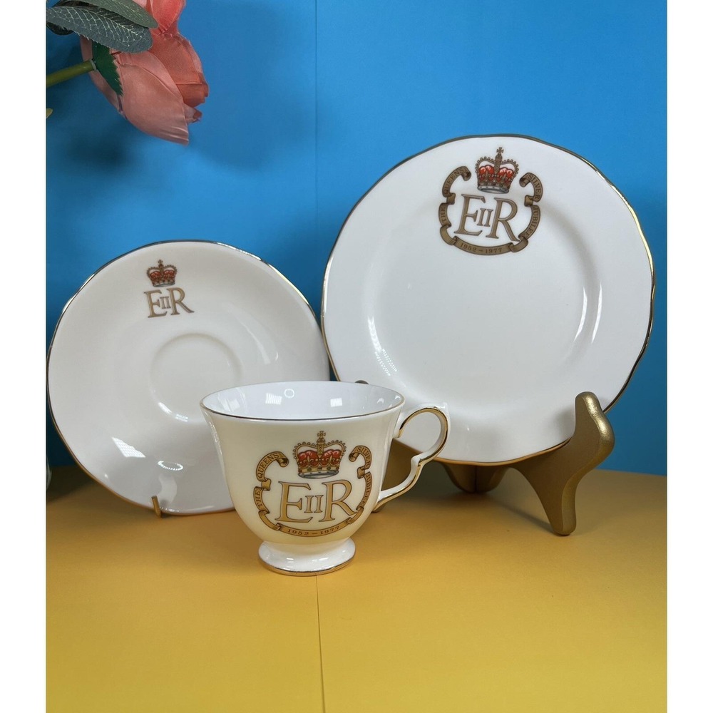Queen Elizabeth II Silver‎ Jubilee 1977 Tea Cup/Saucer and Plate TRIO QUEEN ANNE